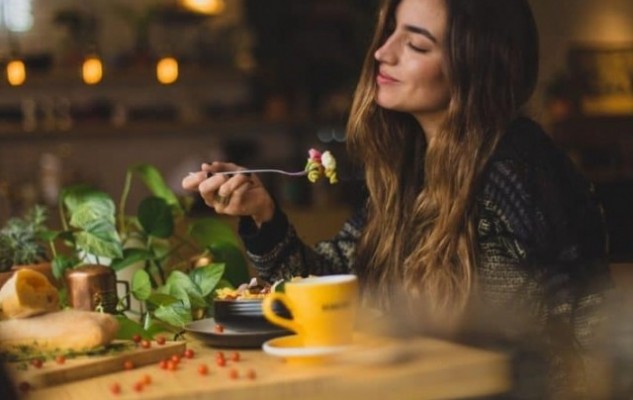 Как похудеть без голодания за 2 недели? диета без ограничений в еде поможет