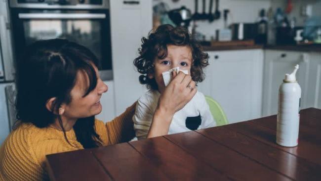 Отличить простуду от аллергии