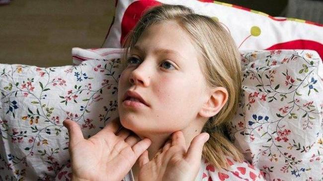 Лечение хронического тонзиллита дома, как лечить пробки в миндалинах в домашних условиях