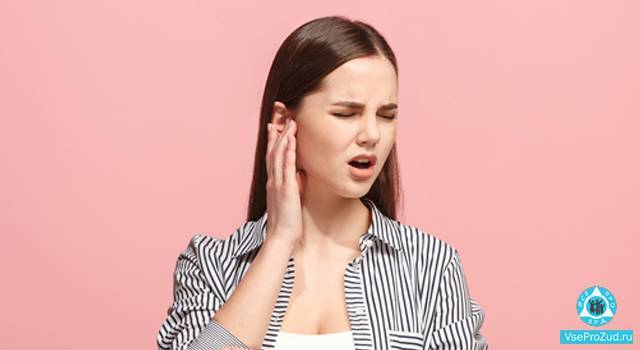 Почему чешутся уши внутри у человека — зуд в ушах, причина и лечение