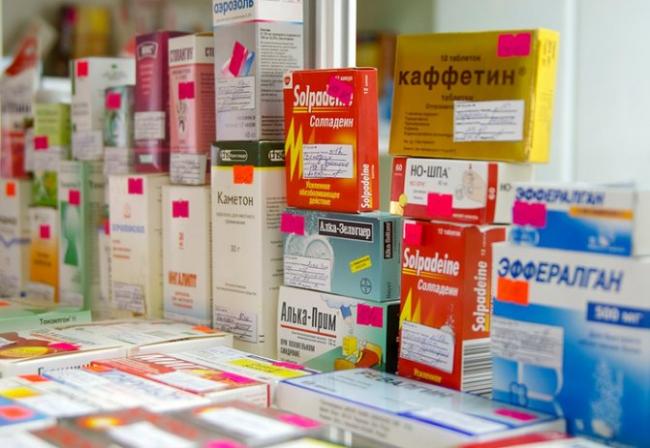 Противовирусные препараты при боли в горле взрослым – недорогие и эффективные