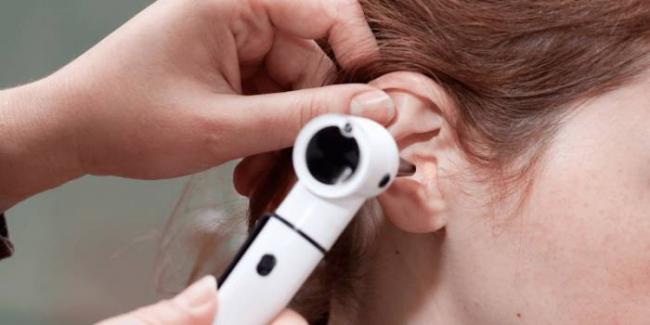 Серная пробка у ребенка 3 лет. как убрать серные пробки в ушах у детей? воздействие перекисью и специальными мазями