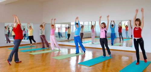 Как расслабить мышцы спины: лучшие способы + комплекс упражнений