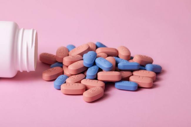 Эффективные средства от простуды и гриппа взрослому, недорогие лекарства антибиотики