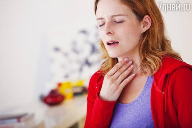 Как избавиться от соплей в горле и какие причины приводят к их образованию