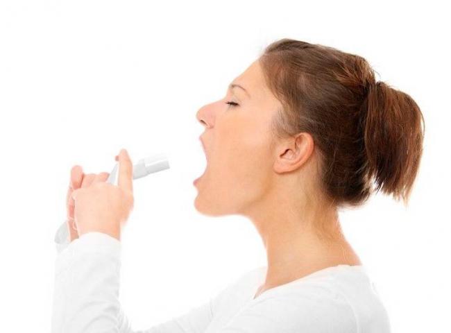 Как избавиться от слизи в горле – 10 самых эффективных способов