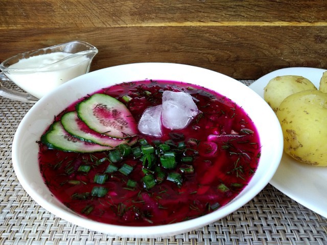 Окрошка - десять рецептов идеальной окрошки со всего мира