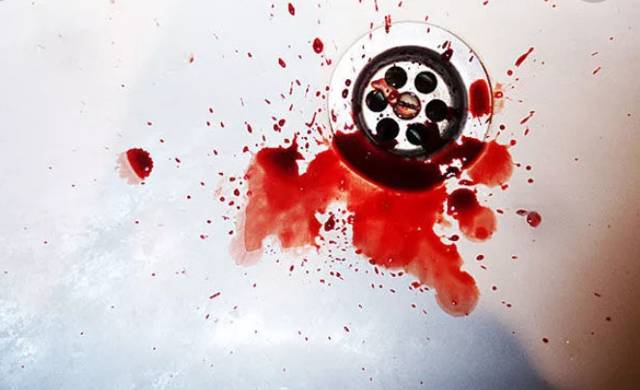 Что делать если с кашлем отхаркивается кровь?