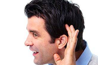 Почему чешется горло и уши внутри