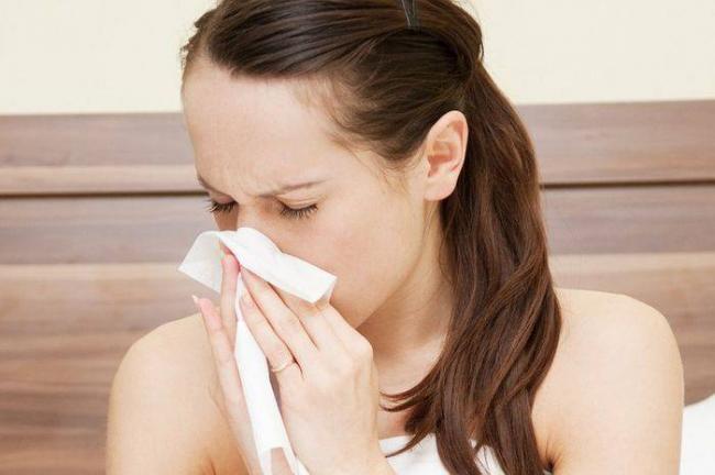 Желтые сопли: врач-бактериолог о причинах и принципах лечения