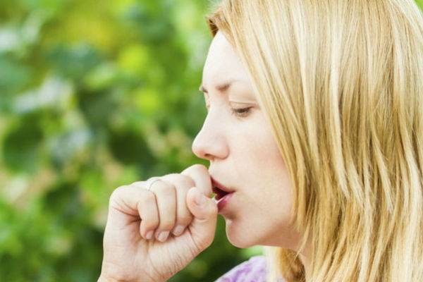 Слизь в носоглотке: как избавиться в домашних условиях, причины и лечение